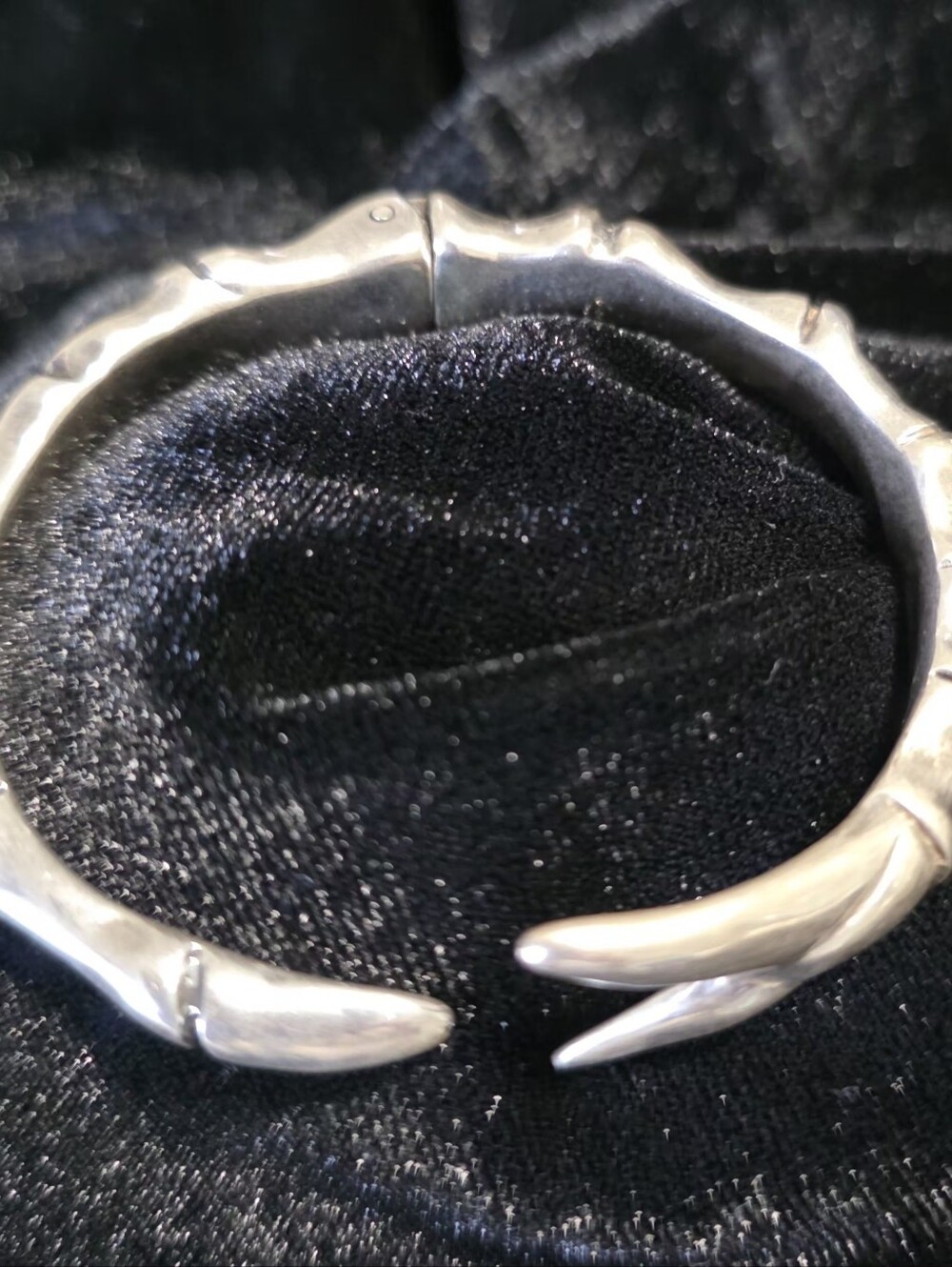 UNO de 50 Silver Open Cuff - Polished Silver - Picture 3 of 4